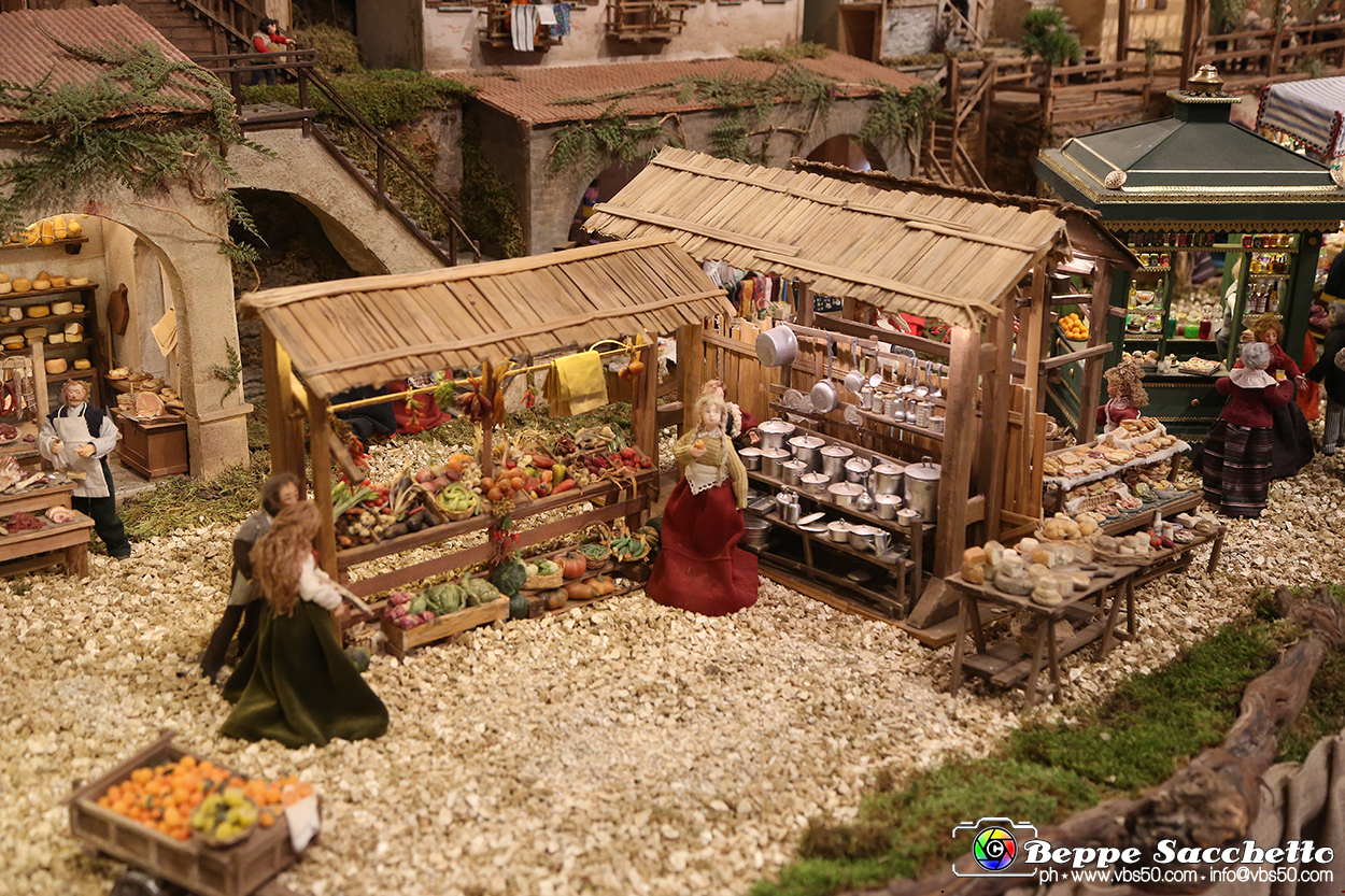 VBS_7398 - Abbazia di Vezzolano - Presepe artistico di Anna Rosa Nicola.jpg